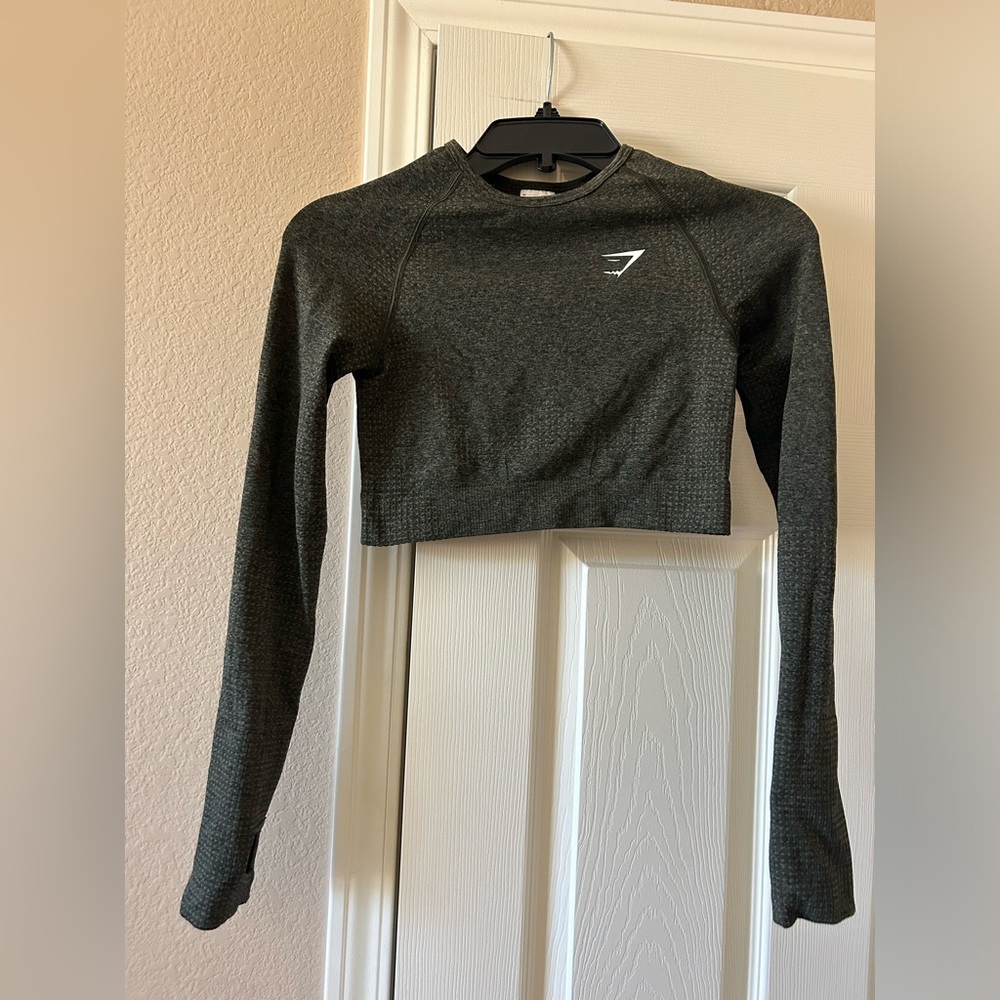 Gymshark Long Sleeve Crop Top Size Small